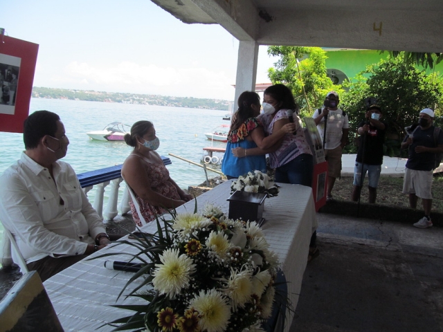 Rinden homenaje póstumo a instructor de esquí en Tequesquitengo