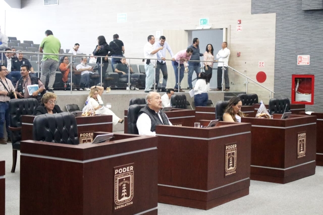 Modifican Ley de Movilidad, Transporte y Seguridad Vial a favor de concesionarios del servicio p&uacute;blico