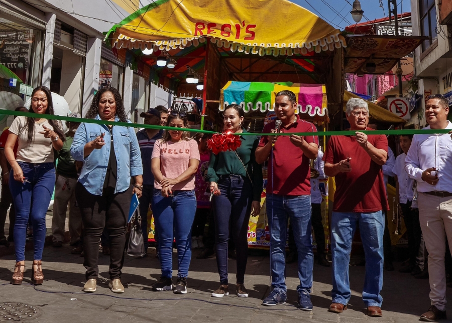Inaugura Santos Tavarez 'Feria de la Candelaria y Carnaval 2025' en Emiliano Zapata