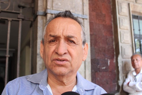 Falla sistema de cobro en línea: taxistas 