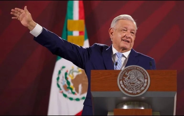 Otras &#039;corcholatas&#039; podrían renunciar en próximos días: AMLO