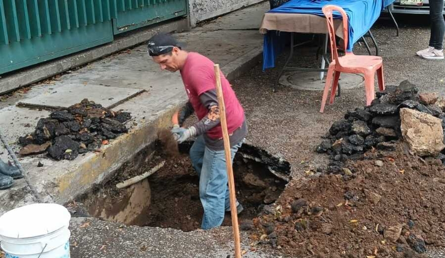 Labora Saneamiento en reparación de hundimientos registrados en distintas zonas: SAPAC