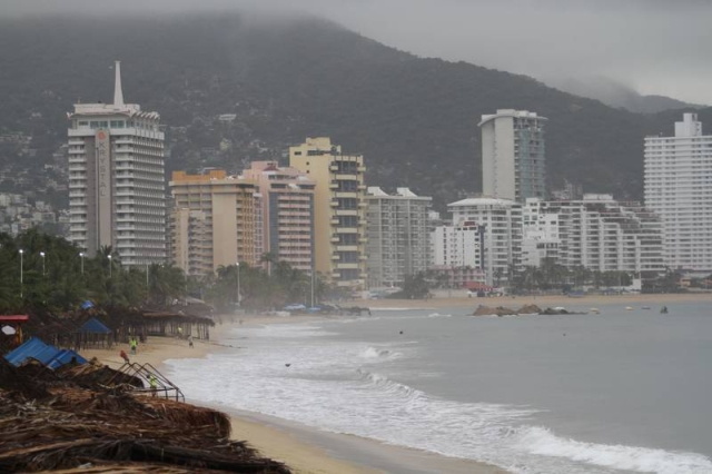 Tormenta tropical ‘Roslyn’ se forma en Guerrero y provocará lluvias en 5 estados