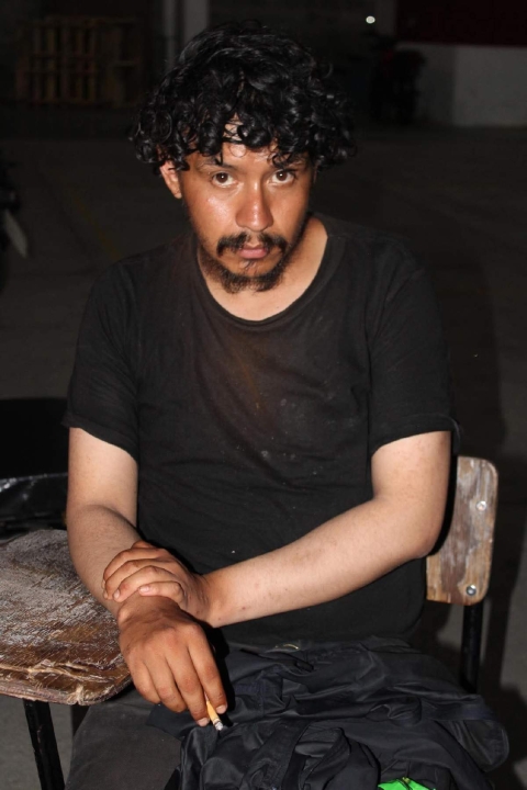 El joven asegura ser originario de la Ciudad de México.