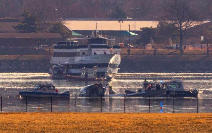 Caja negra del avión accidentado en Washington es recuperada