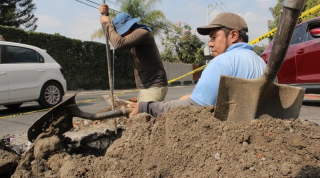 Combate SAPAC en un solo día 15 fugas de aguas