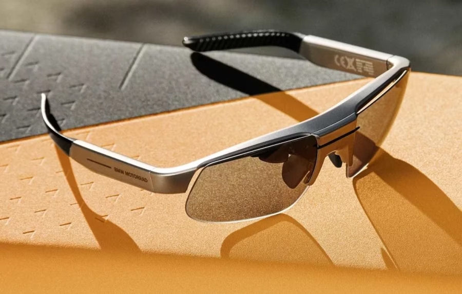 Las gafas de realidad aumentada de BMW para conducir motos
