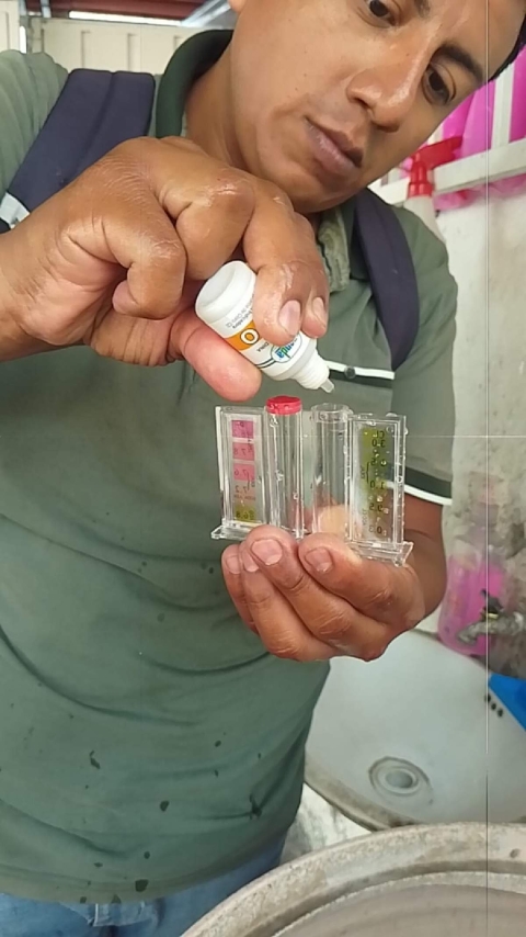 Ante la sospecha de infiltración de agua contaminada a la red de agua potable, el organismo realizó una verificación del líquido en diferentes puntos.