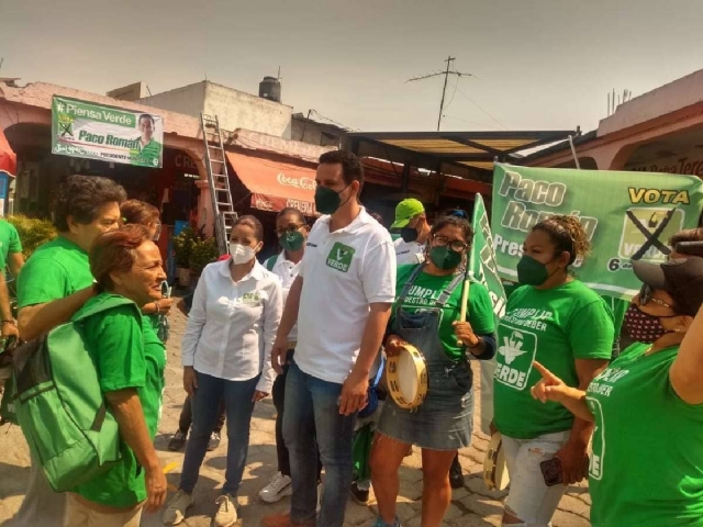 Se suman locatarios de la Unidad Habitacional Campestre al proyecto verde