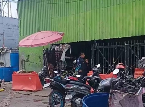 El individuo que fue atacado directamente ya no estaba cuando llegaron los policías.