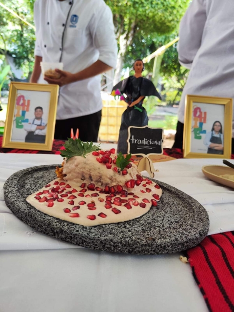 Con éxito, realizan Festival Gastronómico-Cultural del Chile en Nogada en Cuautla
