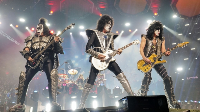 KISS vendió su nombre, imagen y catálogo musical