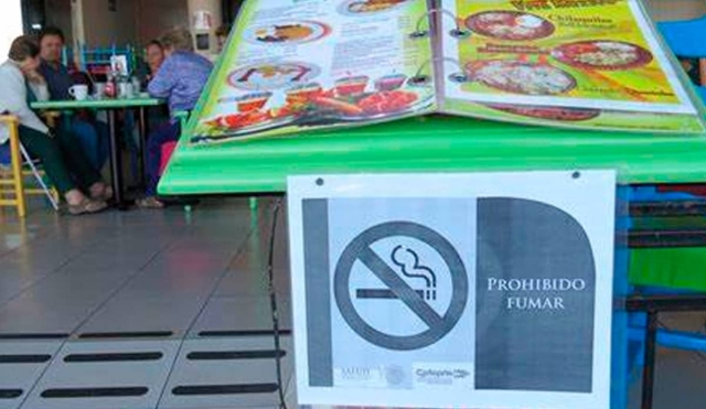 No existe amparo para fumar en restaurantes