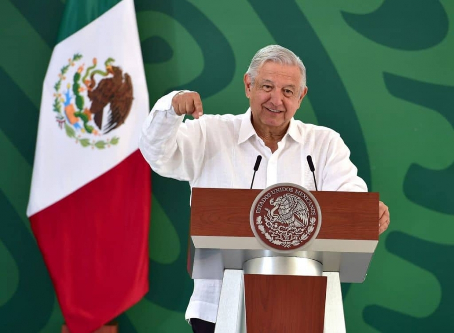 AMLO felicita a la Selección Mexicana de fútbol.