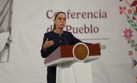 Sheinbaum critica relanzamiento del PAN en medio de emergencia por lluvias