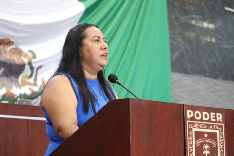 Presenta Jazm&iacute;n Solano iniciativa para garantizar paridad en autoridades auxiliares municipales