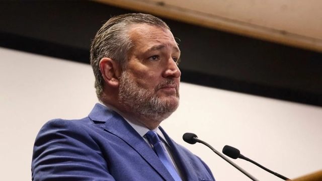 Senador de EU Ted Cruz pide a México aceptar ayuda contra cárteles