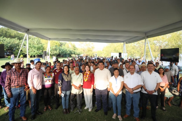 Presenta Margarita Gonz&aacute;lez Saravia plan de transformaci&oacute;n y desarrollo tur&iacute;stico en Coatetelco