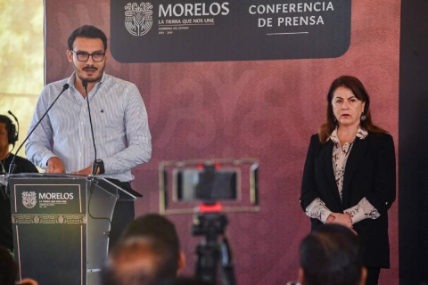 Alan Dupré, secretario de Desarrollo Sustentable, acompañó a la gobernadora Margarita González Saravia en la conferencia de prensa semanal, realizada ayer en Xochitepec.  