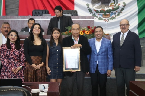 Conmemora Congreso 'D&iacute;a del Migrante Morelense y su Familia' y entrega presea 'General Emiliano Zapata Salazar' al M&eacute;rito Migrante 2025