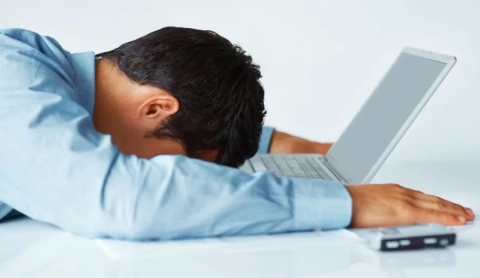 ¿Qué es el síndrome posvacacional y cómo puedes prevenirlo?