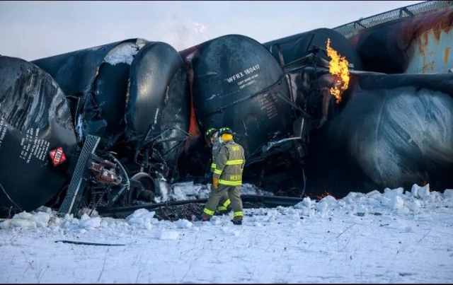 Descarrilamiento de tren provoca evacuaciones en Minnesota