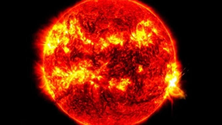 El Sol lanza la llamarada más fuerte en casi una década
