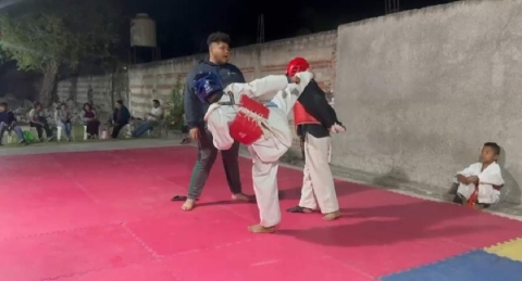 Taekwondo de Coatetelco busca lugar en la selecci&oacute;n Morelos