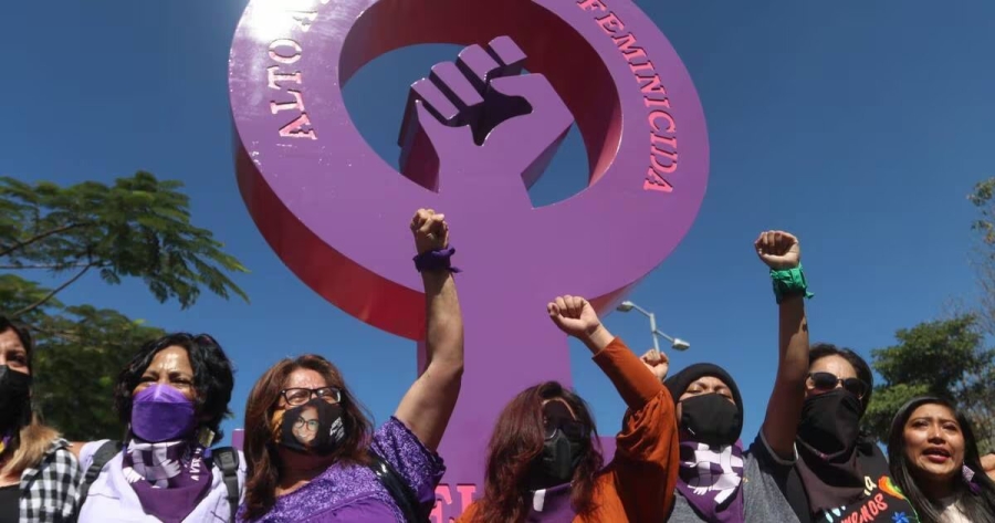 Únete al 8M: Descubre contingentes para la marcha de mujeres