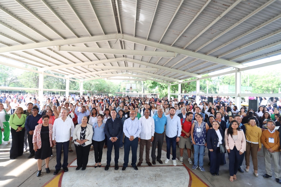 Capacita Jiutepec a más de 900 docentes en jornada académica