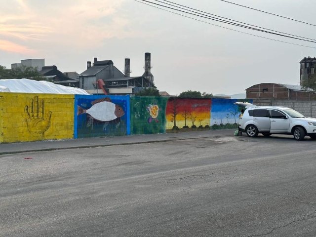 El grupo ciudadano tomó la iniciativa de sembrar árboles y pintar murales en el andador del Tecnológico de Zacatepec.