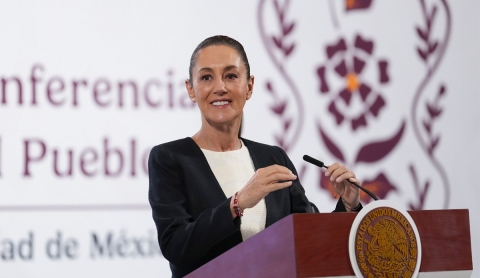 Sheinbaum informa que ya se está reparando el derrame en Dos Bocas