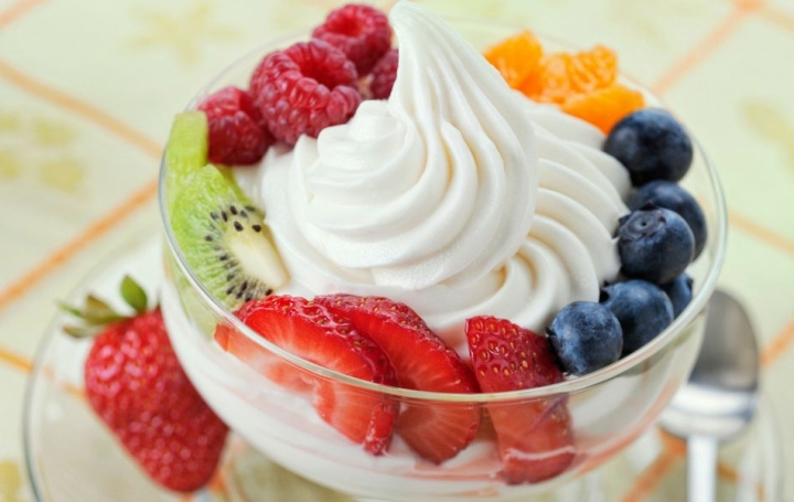 Sabor celestial: Helado de yogur natural sin gluten en minutos