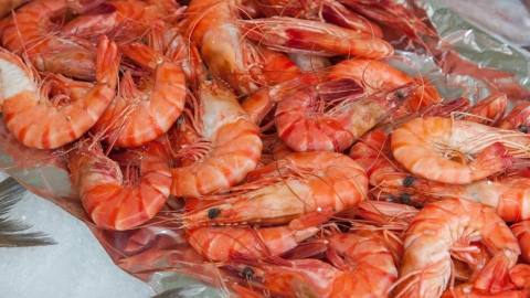 No te dejes engañar: así puedes identificar el camarón chino del mexicano