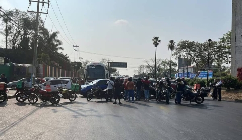 PROTESTAS Y ACUERDOS