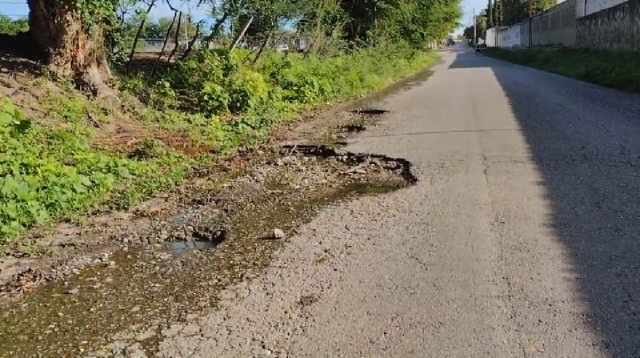  Pobladores de Chisco aseguran que los daños en el tramo carretero se agravan cada día.