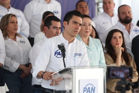 Jorge Romero se&ntilde;ala que Morena desprecia la Constituci&oacute;n cuando le estorba