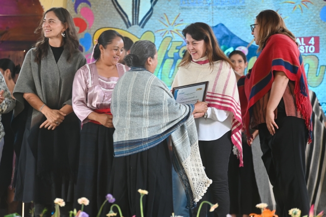 Respalda Gobierno de Morelos patrimonio textil de Hueyapan