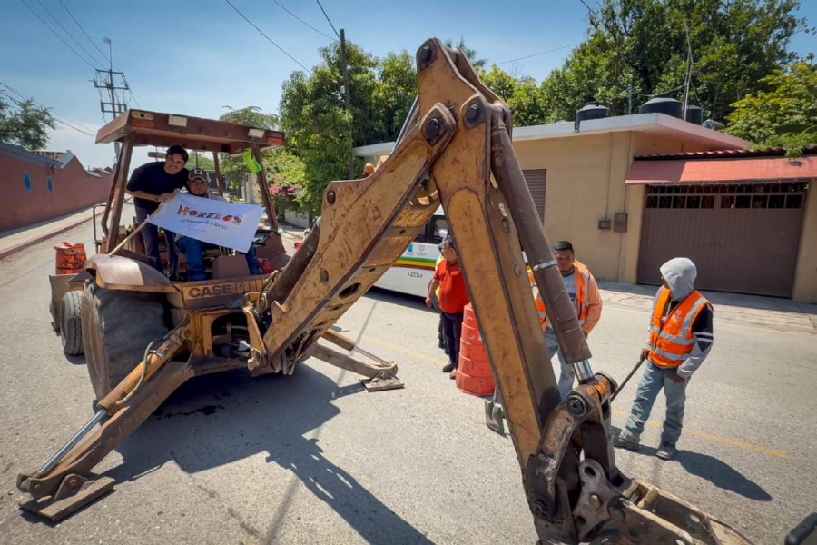 Comenzó la rehabilitación de nueve kilómetros del tramo Zacatepec-Tlaltizapán, que facilitará el tránsito entre ambos municipios.