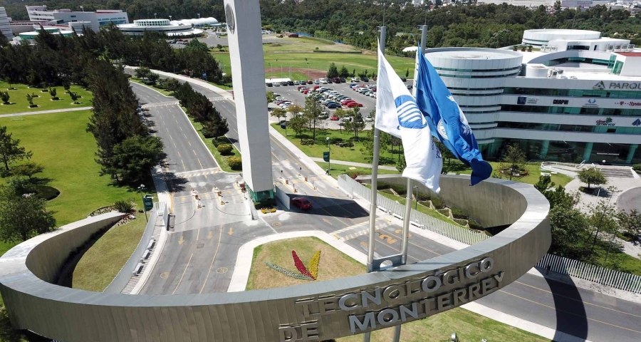 Tec de Monterrey expulsa a los agresores del joven golpeado en Puebla