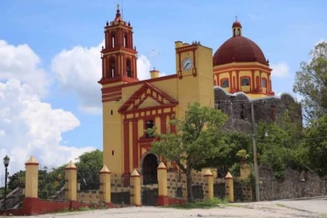 Alrededor de la iglesia se instalará el comercio tradicional.