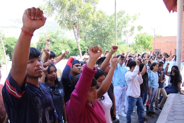 Estudiantes universitarios. 