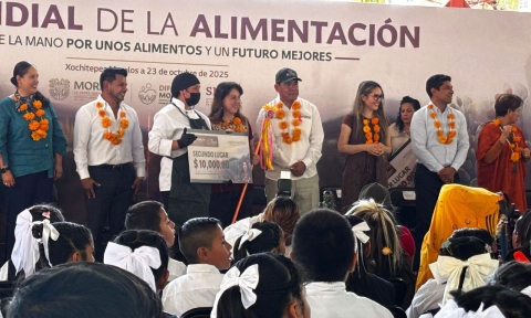 Entrega gobernadora Margarita González Saravia cocinas y comedores comunitarios para desayunos escolares calientes