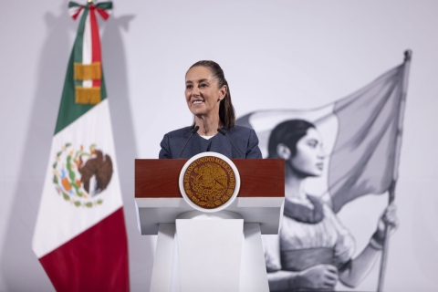 Sheinbaum destaca legado de Vargas Llosa más allá de las diferencias políticas