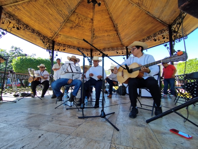 Primer encuentro de trovadores de Jiutepec