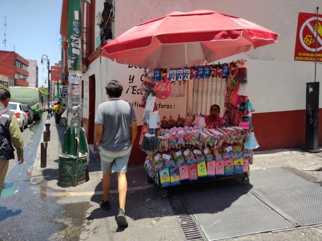 En agosto reanudarán desalojo de ambulantes