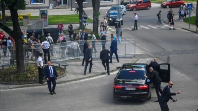 Robert Fico, primer ministro eslovaco, herido en tiroteo
