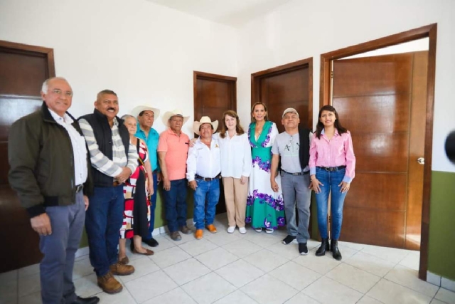 Nancy G&oacute;mez vs Alfredo Dom&iacute;nguez 