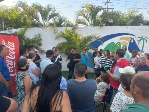 Colonos de “Villas Teques Aqua” aseguraron que buscarán revertir legalmente la municipalización de ese conjunto habitacional, pues aseguran que fue irregular.