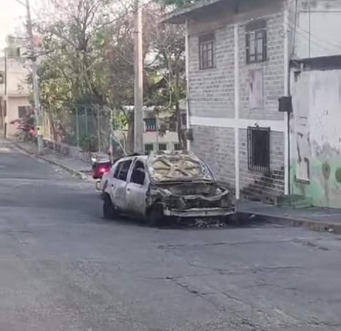 Se incendió un auto en Temixco
